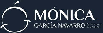 Logo Clínica de Ortodoncia García Navarro (Footer)